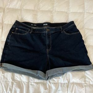 Evri Women’s Jean Shorts size 22w